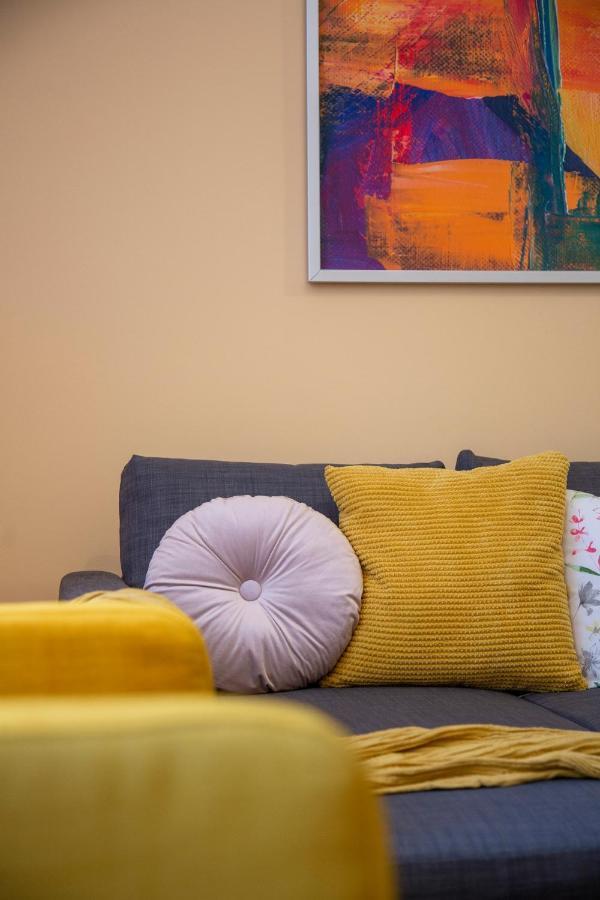 Cozy Home By Bella In The Heart Of Budapest Eksteriør bilde