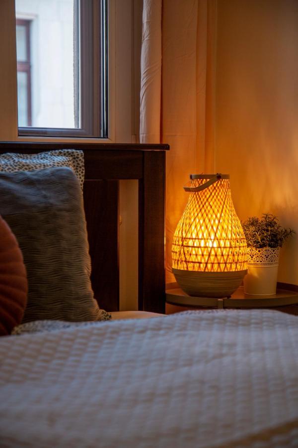 Cozy Home By Bella In The Heart Of Budapest Eksteriør bilde